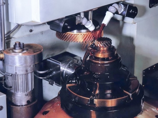 Common Manufacturing Defects That Reduce the Lifespan of Transmission Gears